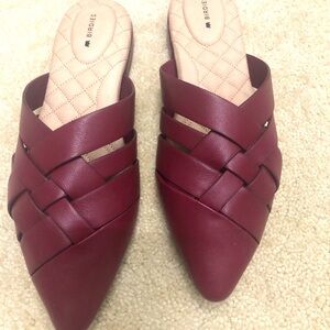 NWOB - Birdies - The Dove in Rhubarb - Dark Red Crossed Leather Slides - Mules